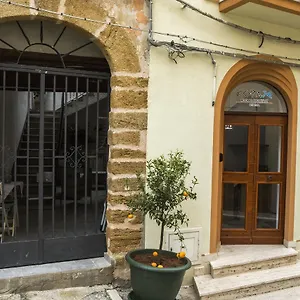 Coraje & Breakfast 2*, Sciacca Italien